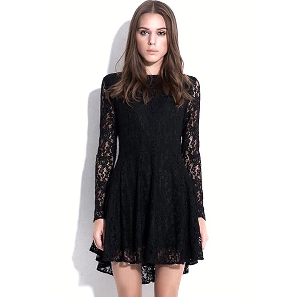 H&M - NWOT - Black Lace Long Sleeve Circle Dress - SIZE: 6 - Picture 3 of 10